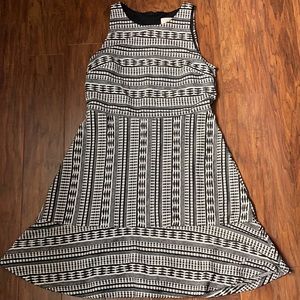 Loft Outlet Black and White print dress
